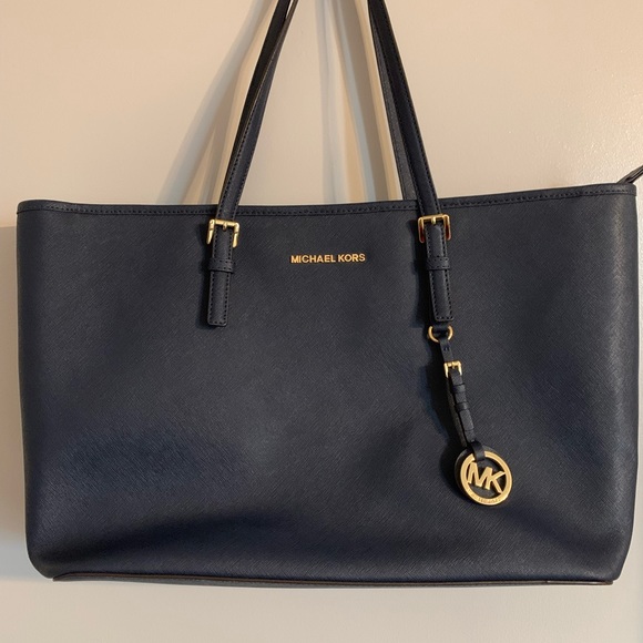 Michael Kors Navy blue bag - Picture 1 of 4